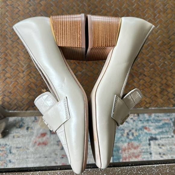 Tory Burch Everly Women Loafers Cream Embossed Croc Leather Block Heel size 7 - Picture 4 of 7